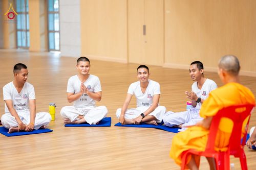 ภาพ No.350147:วันที่ 17-18 กันยายน พ.ศ. 2569 โครงการบรรพชาพัฒนาคุณธรรม จริยธรรม สำหรับนักเรียนนายสิบตำรวจ (นสต.) รุ่นที่ 16 ศูนย์ฝึกอบรมตำรวจภูธรภาค 1  ได้จัดกิจกรรม ณ สภาธรรมกายสากล ห้องแก้ว2