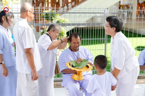 ภาพ No.341232:วันอาทิตย์ที่ 26 กรกฎาคม พ.ศ. 2569 ​โครงการอุปสมบทหมู่บูชาธรรมมหาปูชนียาจารย์ รุ่นที่ ๑ วัดกลางธนรินทร์ ต.บ้านแป้ง อ.พรหมบุรี จ.สิงห์บุรี