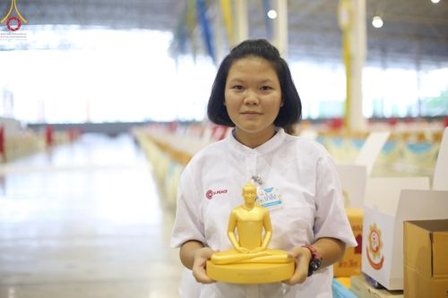 ภาพ No.61455:V.36 ทุ่มเทเพื่อพ่อ 80 ปี ภาพการเตรียมงานของหน่วยงานต่างๆ เพื่อพิธีฉลองอายุวัฒนมงคล 80 ปี หลวงพ่อธัมมชโย และรับถวายมหาสังฆทาน 10,000 กว่าวัดทั่วประเทศ ในวันคุ้มครองโลก จันทร์ที่ 22 เมษายน พ.ศ.2567