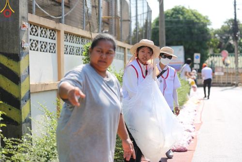 ภาพ No.108765:V.6 บุญเข้า การเตรียมงาน เก็บงาน การรับบุญของเจ้าหน้าที่หน่วยงานต่างๆ เพื่อโครงการธรรมยาตรา กตัญญูบูชามหาปูชนียาจารย์ พระมงคลเทพมุนี (สด จนฺทสโร) พระผู้ปราบมาร อนุสรณ์สถาน 7 แห่ง ปีที่ 12 ระหว่างวันที่ 2 - 31 มกราคม พ.ศ.2567