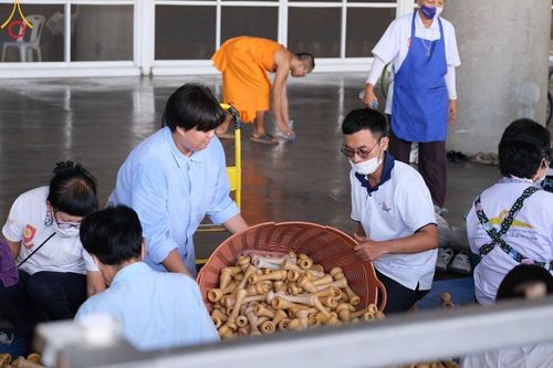 ภาพ No.124220:V.26 มาฆะ มากันนะ การรับบุญเตรียมงาน ของเจ้าหน้าที่หน่วยงานต่างๆ เพื่อวันมาฆบูชา วันเสาร์ที่ 24 กุมภาพันธ์  พ.ศ. 2567 ณ วัดพระธรรมกาย จ.ปทุมธานี