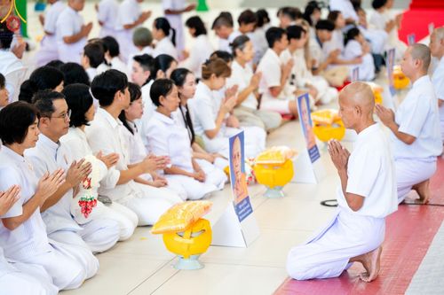 ภาพ No.156776:พิธีบรรพชาอุปสมบท ธรรมทายาท โครงการอุปสมบทหมู่บูชาธรรมครบรอบ 107 ปี วันครูผู้ค้นพบวิชชาธรรมกาย ณ โบสถ์พระไตรปิฏก วัดพระธรรมกาย วันเสาร์ที่ 14 กันยายน พ.ศ. 2567