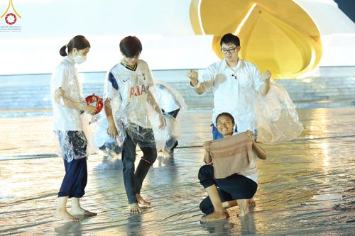 ภาพ No.119499:V.18 ทันทีม การเตรียมงาน เก็บงาน การรับบุญของเจ้าหน้าที่หน่วยงานต่างๆ เพื่อโครงการธรรมยาตรา กตัญญูบูชามหาปูชนียาจารย์ พระมงคลเทพมุนี (สด จนฺทสโร) พระผู้ปราบมาร อนุสรณ์สถาน 7 แห่ง ปีที่ 12 ระหว่างวันที่ 2 - 31 มกราคม พ.ศ.2567