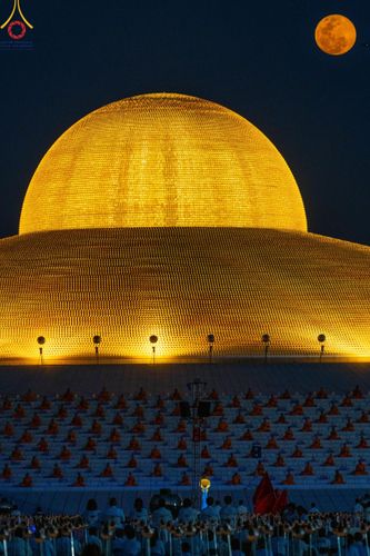 ภาพ No.124868:พิธีเวียนประทักษิณและจุดมาฆประทีป ในวันมาฆบูชา เสาร์ที่ 24 กุมภาพันธ์ พ.ศ. 2567 ณ พระมหาธรรมกายเจดีย์ วัดพระธรรมกาย