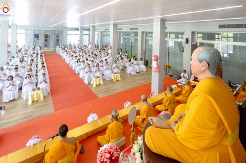 ภาพ No.249295:วันที่ 20 กันยายน พ.ศ. 2568 พิธีประดิษฐานรูปหล่อหลวงปู่วัดปากน้ำ ภาษีเจริญ ณ วิหารพระมงคลเทพมุนี (สด จนฺทสโร) ศูนย์ปฏิบัติธรรมภูเก็ต จ.ภูเก็ต