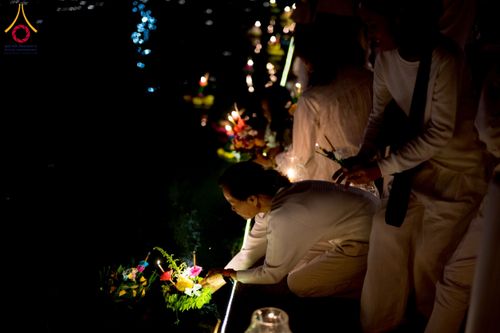 ภาพ No.266410:วันพุธที่ 5 พฤศจิกายน พ.ศ. 2568 (วันพระ ขึ้น 15 ค่ำ เดือน 12) พิธีลอยกระทงธรรม  ณ สระมหาเศรษฐีทะเลบุญ มหาวิหารพระมงคลเทพมุนี วัดพระธรรมกาย จ.ปทุมธานี