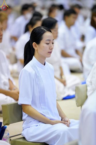 ภาพ No.143506:พิธีตักบาตร ข้าวสารอาหารแห้ง ณ บ้านแก้วเรือนทองคุณยายฯ และ พิธีบูชาข้าวพระ  ณ สภาธรรมกายสากล วัดพระธรรมกาย วันอาทิตย์ที่ 7 กรกฎาคม พ.ศ. 2567