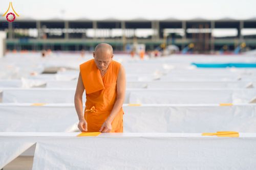 ภาพ No.217848:วันที่ 10-14 เมษายน พ.ศ. 2568 เจ้าหน้าที่อาสาสมัคร เตรียมงานวันคุ้มครองโลก ชุดที่ 2 วัดพระธรรมกาย จ.ปทุมธานี