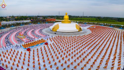 ภาพ No.118578:พิธีตักบาตรพระธรรมยาตรา ปีที่ 12 ณ อนุสรณ์สถานลำดับที่ 5 สถานที่เผยแผ่วิชชาธรรมกายครั้งแรก อนุสรณ์สถานบางปลา จ.นครปฐม วันที่ 25 มกราคม พ.ศ. 2567