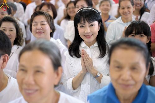 ภาพ No.212369:วันพุธที่ 19 มีนาคม พ.ศ. 2568 การบรรจุไทยธรรมลงกล่องสำเร็จ 43,500 กล่อง เพื่อถวายแด่พระสังฆาธิการ 40,000 กว่าวัดทั่วไทย ในวันคุ้มครองโลก 22 เมษายน พ.ศ. 2568 ณ บ้านแก้วเรือนทองคุณยายฯ วัดพระธรรมกาย