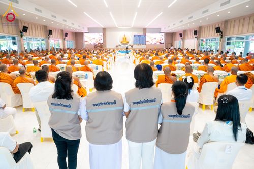 ภาพ No.156259:พิธีถวายสังฆทานแด่คณะสงฆ์ 323 วัด 4 จังหวัดชายแดนภาคใต้ ปีที่ 20 ครั้งที่ 173 พิธีมอบกองทุนหนุนแรงใจช่วยครูใต้ ปีที่ 17 ครั้งที่ 137 วันเสาร์ที่ 21 กันยายน พ.ศ.2567 ณ ศูนย์ปฏิบัติธรรมภาคใต้ อ.บางกล่ำ จ.สงขลา