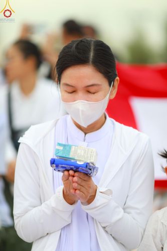 ภาพ No.118553:พิธีตักบาตรพระธรรมยาตรา ปีที่ 12 ณ อนุสรณ์สถานลำดับที่ 5 สถานที่เผยแผ่วิชชาธรรมกายครั้งแรก อนุสรณ์สถานบางปลา จ.นครปฐม วันที่ 25 มกราคม พ.ศ. 2567
