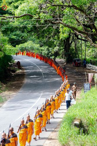 ภาพ No.139946:PhotoStory มหาศรัทธา ธรรมยาตราศรีลังกา EP.2 พิธีเปิดโครงการสยาม-ลังกา ธรรมยาตรา ฉลองเทศกาลวิสาขบูชาแห่งชาติ ศรีลังกา บูชาธรรม 80 ปีหลวงพ่อธัมมชโย เมื่อวันที่ 17 พฤษภาคม พ.ศ. 2567