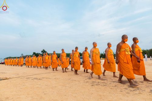 ภาพ No.129432:พิธีประดิษฐานพระบรมสารีริกธาตุ ณ มหารัตนะเจดีย์สิริปทุมสวรรค์ ศูนย์ปฏิบัติธรรมภาคใต้ อ.บางกล่ำ จ.สงขลา วันที่ 10 มีนาคม พ.ศ.2567