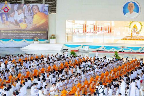 ภาพ No.277815:วันเสาร์ที่ 6 ธันวาคม พ.ศ. 2568 พิธีบรรพชาอุปสมบทและพิธีถวายบาตร โครงการอุปสมบทบูชาธรรมมหาปูชนียาจารย์ ประจำปี พ.ศ.2568 โครงการบวชพระนานาชาติ AEC และ WAB รุ่น CEO (นักบริหาร) รุ่นที่ 5 ณ มหาธรรมกายเจดีย์ วัดพระธรรมกาย