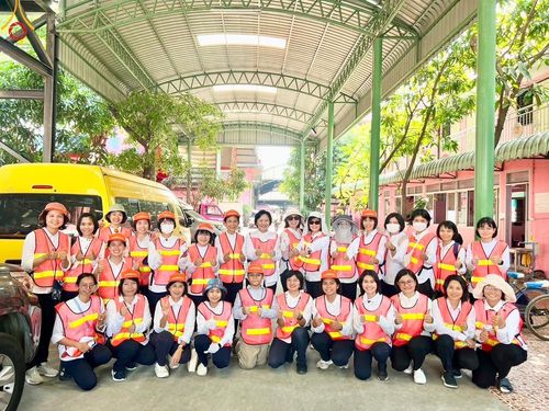 ภาพ No.115861:V.15 สามัคคี การเตรียมงาน เก็บงาน การรับบุญของเจ้าหน้าที่หน่วยงานต่างๆ เพื่อโครงการธรรมยาตรา กตัญญูบูชามหาปูชนียาจารย์ พระมงคลเทพมุนี (สด จนฺทสโร) พระผู้ปราบมาร อนุสรณ์สถาน 7 แห่ง ปีที่ 12 ระหว่างวันที่ 2 - 31 มกราคม พ.ศ.2567