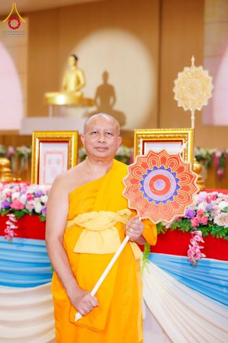 ภาพ No.232600:วันอาทิตย์ที่ 6 กรกฏาคม พ.ศ. 2568 พิธีมุทิตาสักการะพระครูสัญญาบัตร ปีพุทธศักราช 2568 ณ ห้องแก้วสารพัดนึก2 สภาธรรมกายสากล วัดพระธรรมกาย