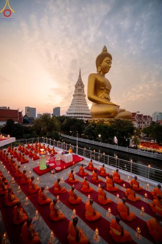 ภาพ No.119250:พิธีจุดประทีปถวายเป็นพุทธบูชา และบูชาธรรมมหาปูชนียาจารย์ พระมงคลเทพมุนี(สด จนฺทสโร) ในโครงการธรรมยาตราฯ วันที่ 26 มกราคม พ.ศ. 2567 ณ อาคารธรรมยาตรา กตัญญูบูชามหาปูชนียาจารย์ ตรงข้ามวัดปากน้ำภาษีเจริญ จ.กรุงเทพมหานคร