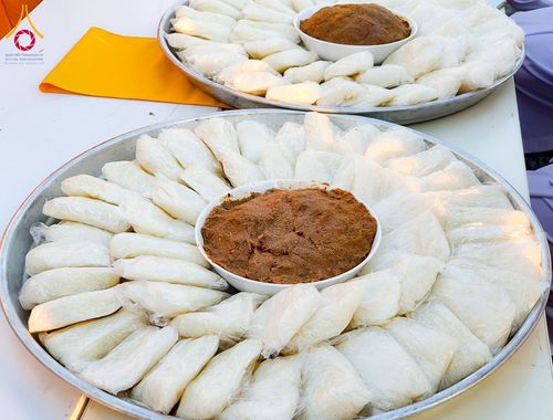 ภาพ No.197003:พิธีถวายภัตตาหารเป็นสังฆทาน แด่พระธรรมยาตรา ณ วัดโบสถ์(บน) ตำบลบางคูเวียง อำเภอบางกรวย จังหวัดนนทบุรี ในโครงการธรรมยาตรา กตัญญูบูชา มหาปูชนียาจารย์ พระมงคลเทพมุนี(สด จนฺทสโร) พระผู้ปราบมาร อนุสรณ์สถาน 7 แห่ง ปีที่ 13 วันที่ 18 มกราคม พ.ศ. 2568