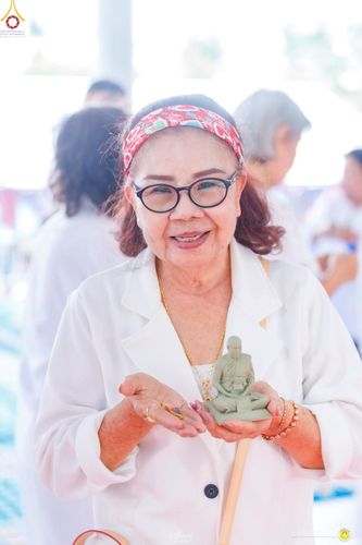 ภาพ No.236578:วันพุธที่ 30 กรกฏาคม  พ.ศ. 2568 พิธีถวายมหาสังฆทาน 81 วัด 81 ปี หลวงพ่อธัมชโย ครั้งที่ 2  ณ ศูนย์ปฏิบัติธรรมสวนผึ้ง ต.ท่าเคย อ.สวนผึ้ง จ.ราชบุรี