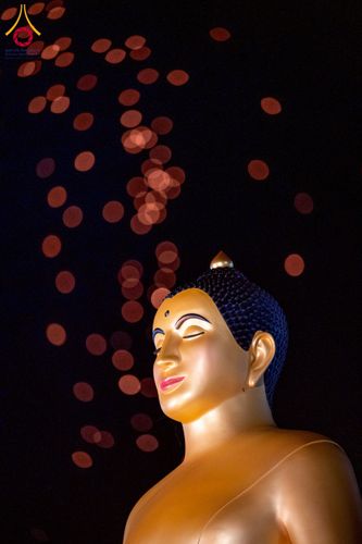 ภาพ No.266188:วันพุธที่ 5 พฤศจิกายน พ.ศ. 2568 (วันพระ ขึ้น 15 ค่ำ เดือน 12) พิธีจุดประทีปโคมลาน, โคมลอย และลอยกระทง ถวายประทีปเป็นพุทธบูชา สร้างความสว่างไสวให้กับแผ่นดินด้วยแสงธรรม ณ พุทธอุทยานนานาชาติ จังหวัดหนองคาย