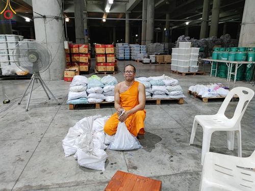 ภาพ No.123436:V.25 ชิตังเม การเตรียมงาน เก็บงาน การรับบุญของเจ้าหน้าที่หน่วยงานต่างๆ เพื่อโครงการธรรมยาตรา กตัญญูบูชา มหาปูชนียาจารย์ พระมงคลเทพมุนี (สด จนฺทสโร) พระผู้ปราบมาร อนุสรณ์สถาน 7 แห่ง ปีที่ 12 ระหว่างวันที่ 2 - 31 มกราคม พ.ศ.2567