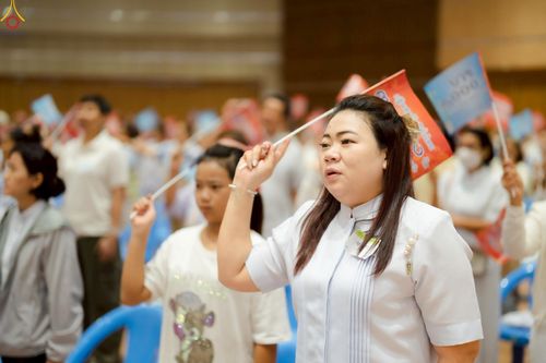 ภาพ No.242327:วันที่ ๒๙ - ๓๑ สิงหาคม พ.ศ. ๒๕๖๘ สัมมนารวมใจผู้นำบุญ บูชาธรรม ๘๑ ปี  หลวงพ่อธัมมชโย รุ่นที่ ๒ กฐินสามัคคีทั่วไทย ๓๐,๐๐๐ วัด โครงการอุปสมบทบูชาธรรมมหาปูชนียาจารย์  ๓,๐๐๐ รูป