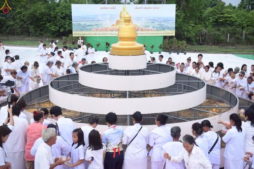 ภาพ No.246941:วันอาทิตย์ที่ 14 กันยายน พ.ศ. 2568 พิธีทอดผ้าป่า ซื้อดิน ปรับพื้นที่ลานธรรม  และพิธีกลั่นแผ่นดิน โปรยทราย สถาปนาองค์พระเจดีย์ เพื่อสร้างสันติภาพโลก  ณ ศูนย์ปฏิบัติธรรมสระบุรี อ.พระพุทธบาท จ.สระบุรี