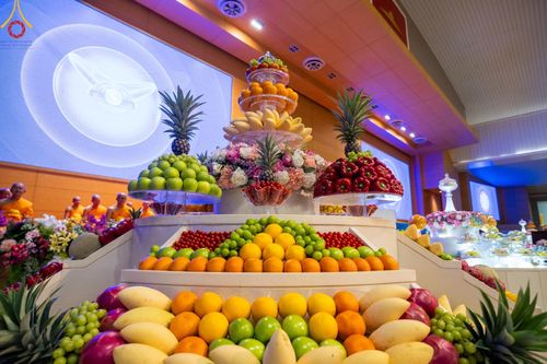 ภาพ No.146869:การต้อนรับพระสังฆาธิการ 2,000 กว่าวัดทั่วประเทศ และพิธีบูชาข้าวพระ เนื่องในวันสมาธิโลก วันอาทิตย์ที่ 4 สิงหาคม พ.ศ. 2567 ณ สภาธรรมกายสากล วัดพระธรรมกาย