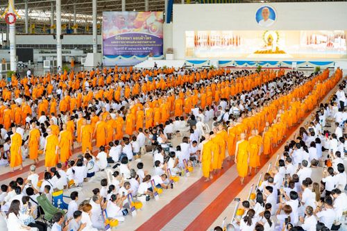 ภาพ No.215858:วันเสาร์ที่ 5 เมษายน พ.ศ. 2568 พิธีขอบรรพชา พิธีขอสรณคมน์และศีล  พิธีขอนิสสัย พิธีถวายบาตร ในโครงการบรรพชาสามเณรฟื้นฟูพระพุทธศาสนาทั่วไทย , โครงการหน่อแก้วเปรียญธรรม รุ่นที่ 13 ,  โครงการสามเณรยุวธรรมทายาท รุ่นที่ 33 , โครงการสามเณรมัชฌิมธรรมทายาท รุ่นที