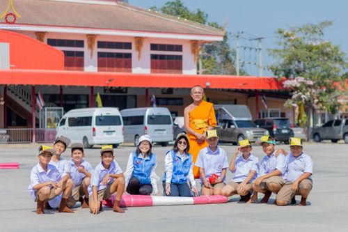 ภาพ No.192218:พิธีทอดผ้าป่าทำนุบำรุงศาสนสถาน ณ วัดนราภิรมย์ ตำบลนราภิรมย์ อำเภอบางเลน จังหวัดนครปฐม ในโครงการธรรมยาตรา กตัญญูบูชา มหาปูชนียาจารย์ พระมงคลเทพมุนี(สด จนฺทสโร) พระผู้ปราบมาร อนุสรณ์สถาน 7 แห่ง ปีที่ 13 วันที่ 9 มกราคม พ.ศ. 2568