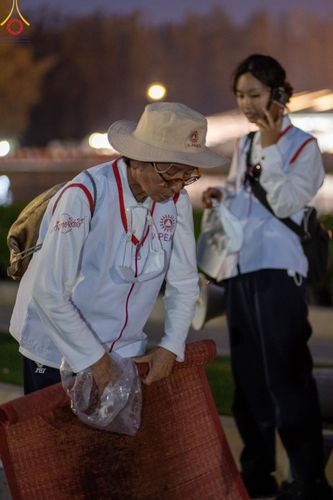 ภาพ No.121858:V.22 ต่อไป การเตรียมงาน เก็บงาน การรับบุญของเจ้าหน้าที่หน่วยงานต่างๆ เพื่อโครงการธรรมยาตรา กตัญญูบูชา มหาปูชนียาจารย์ พระมงคลเทพมุนี (สด จนฺทสโร) พระผู้ปราบมาร อนุสรณ์สถาน 7 แห่ง ปีที่ 12 ระหว่างวันที่ 2 - 31 มกราคม พ.ศ.2567