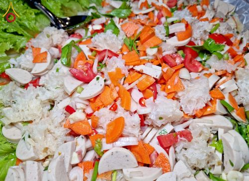 ภาพ No.120695:พิธีถวายภัตตาหารเป็นสังฆทาน แด่คณะพระธรรมยาตรา ปีที่ 12 วันที่ 29 มกราคม พ.ศ. 2567 ณ สภาธรรมกายสากล วัดพระธรรมกาย