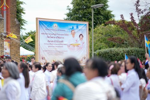 ภาพ No.142660:พิธีพัทธสีมา ประดิษฐานลูกนิมิตมหาสมบัติ สถาปนาอุโบสถวัดพระธรรมกายลอนดอน บูชาธรรม 80 ปี หลวงพ่อธัมมชโย วันเสาร์ที่ 22 มิถุนายน พ.ศ. 2567