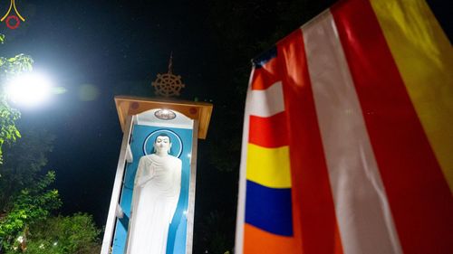 ภาพ No.141999:PhotoStory มหาศรัทธา ธรรมยาตราศรีลังกา EP.7 พิธีจุดวิสาขประทีป 6 วัด ถวายเป็น พุทธบูชา  โครงการสยาม-ลังกา ธรรมยาตรา  ฉลองเทศกาลวิสาขบูชาแห่งชาติ ศรีลังกา วันที่ 16 เดือนมิถุนายน พ.ศ. 2567