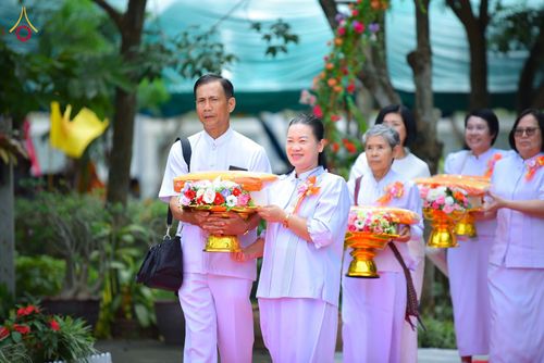 ภาพ No.346553:วันอาทิตย์ที่ 30 สิงหาคม พ.ศ.2569 พิธีทอดผ้าป่า สวดธรรมจักรกัปปวัตนสูตรกลั่นแผ่นดินโปรยรัตนชาติ  สถาปนาองค์พระเจดีย์เพื่อสร้างสันติภาพโลก  ณ ศูนย์ปฏิบัติธรรมพนมสารคาม (เพชรตะวัน) จังหวัดฉะเชิงเทรา