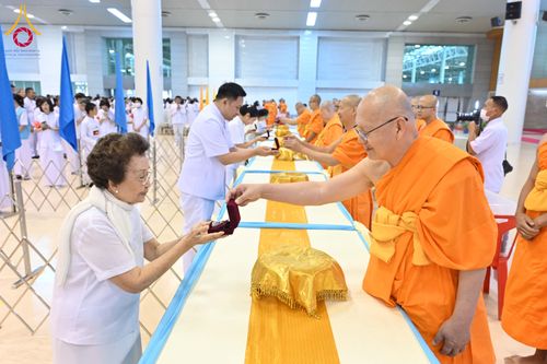 ภาพ No.308586:วันที่ 1 กุมภาพันธ์ พ.ศ. 2569 สัมมนาพิเศษ พิธีมอบพระราชเหล็ก ณ ห้องแก้วสารพัดนึก1 วัดพระธรรมกาย จ.ปทุมธานี