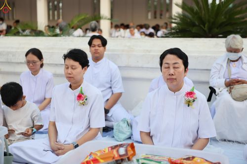 ภาพ No.297530:วันที่ 18 มกราคม พ.ศ. 2569 พิธีตักบาตรพระธรรมยาตรา ณ วัดโบสถ์บน ต.บางคูเวียง จ.นนทบุรี อนุสรณ์สถานลำดับที่ 4 สถานที่เกิดด้วยกายธรรม ในโครงการธรรมยาตรา กตัญญูบูชา มหาปูชนียาจารย์ พระมงคลเทพมุนี(สด จนฺทสโร) พระผู้ปราบมาร อนุสรณ์สถาน 7 แห่ง ปีที่ 14