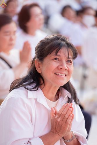 ภาพ No.292025:วันที่ 10 มกราคม พ.ศ. 2569 พิธีจุดประทีปถวายเป็นพุทธบูชา และบูชาธรรมมหาปูชนียาจารย์  ณ อนุสรณ์สถานคลองบางนางแท่น อ.สามพราน จ.นครปฐม ในโครงการธรรมยาตรา กตัญญูบูชา มหาปูชนียาจารย์ พระมงคลเทพมุนี(สด จนฺทสโร) พระผู้ปราบมาร อนุสรณ์สถาน 7 แห่ง ปีที่ 14