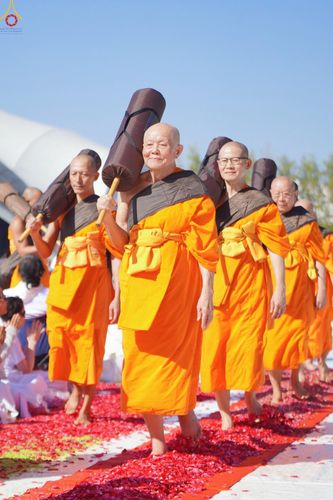 ภาพ No.286905:วันที่ 2 มกราคม พ.ศ.2569 พิธีต้อนรับพระธรรมยาตรา ครั้งที่ 1 (ภาพชุดที่ 2) ณ วัดพระธรรมกาย (วิหารหลวงปู่ - พระมหาธรรมกายเจดีย์)