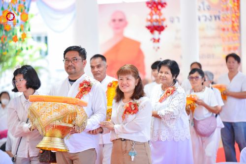 ภาพ No.313029:วันเสาร์ที่ 28 กุมภาพันธ์  พ.ศ. 2569 พิธีทอดผ้าป่าสามัคคีเพื่อสร้างอาคารที่พักสามเณร ณ ศูนย์ปฏิบัติธรรมสวนผึ้ง จ.ราชบุรี