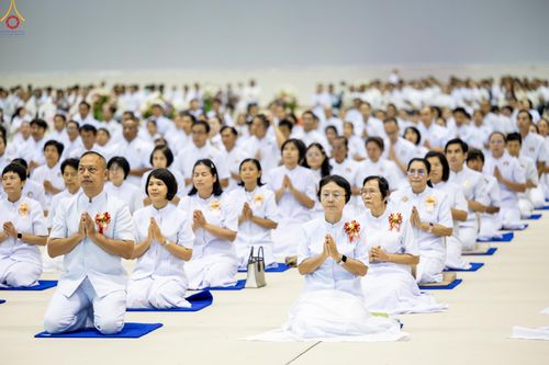 ภาพ No.339532:วันที่ 18 กรกฎาคม พ.ศ.2569 วันมหารำลึก ครั้งที่ 36 ณ ห้องแก้วสารพัดนึก 1 วัดพระธรรมกาย
