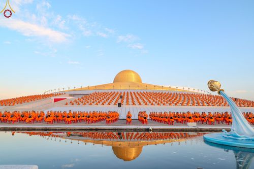 ภาพ No.68686:พิธีตักบาตรฉลองพระใหม่ วันที่ 1 มกราคม พ.ศ. 2566 ณ วัดพระธรรมกาย จ.ปทุมธานี