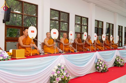 ภาพ No.315837:วันพฤหัสบดีที่ 26 มีนาคม พ.ศ. 2569 พิธีบำเพ็ญกุศล คุณพ่อณรงค์ จินตมากุล  สิริอายุ 99 ปี 11 เดือน โยมบิดา พระครูปลัดรัตนวีรวัฒน์ (รังสฤษดิ์ อิทฺธิจินตโก) ที่ปรึกษาเจ้าคณะจังหวัดปทุมธานี เจ้าอาวาสวัดพระธรรมกาย  ณ ห้องปลูกศรัทธา 2 วัดพระธรรมกาย ปทุมธานี