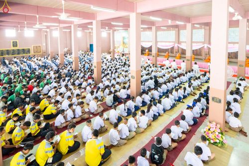 ภาพ No.288538:วันที่ 5 มกราคม พ.ศ. 2569 พิธีทอดผ้าป่าทำนุบำรุงศาสนสถาน ณ วัดอัมพวัน ต.สองพี่น้อง อ.สองพี่น้อง จ.สุพรรณบุรี ในโครงการธรรมยาตรา กตัญญูบูชา มหาปูชนียาจารย์ พระมงคลเทพมุนี(สด จนฺทสโร) พระผู้ปราบมาร อนุสรณ์สถาน 7 แห่ง ปีที่ 14