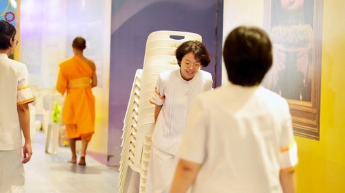 ภาพ No.150729:V.44 เพื่อพ่อ ภาพเตรียมงาน ปฎิบัติงาน ของเจ้าหน้าที่ อาสาสมัคร ทุกสถานะ เพื่อความสำเร็จ ในงานวันธรรมชัย วันอังคารที่ 27 สิงหาคม พ.ศ. 2567