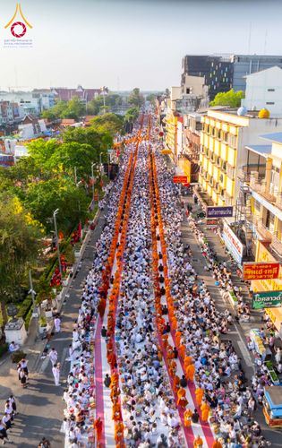 ภาพ No.312853:วันอาทิตย์ที่ 8 มีนาคม พ.ศ.2569 ทำบุญเมืองนครราชสีมา 558 ปี ตักบาตรพระ 10,000 รูป (ภาพชุดที่ 2)