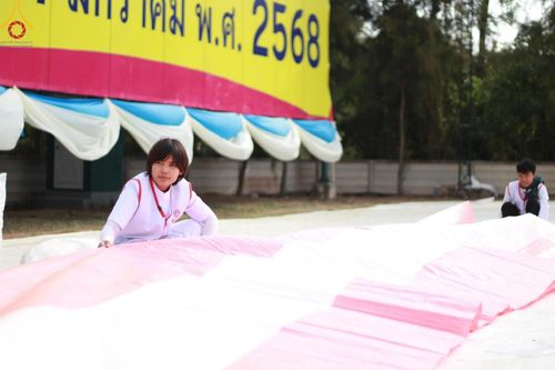 ภาพ No.203115:V.51 สารพัดV สารพัดดี ที่คลองบางนางแท่น ในโครงการธรรมยาตรา กตัญญูบูชา มหาปูชนียาจารย์ พระมงคลเทพมุนี(สด จนฺทสโร) พระผู้ปราบมาร อนุสรณ์สถาน 7 แห่ง ปีที่ 13 ระหว่างวันที่ 2-31 มกราคม พ.ศ. 2568