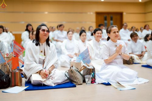 ภาพ No.242387:วันที่ ๒๙ - ๓๑ สิงหาคม พ.ศ. ๒๕๖๘ สัมมนารวมใจผู้นำบุญ บูชาธรรม ๘๑ ปี  หลวงพ่อธัมมชโย รุ่นที่ ๒ กฐินสามัคคีทั่วไทย ๓๐,๐๐๐ วัด โครงการอุปสมบทบูชาธรรมมหาปูชนียาจารย์  ๓,๐๐๐ รูป