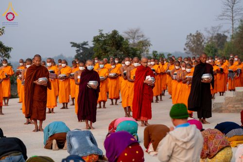 ภาพ No.131120:Photo Story ปฐมบรรพชาชาวพุทธมาร์มา Episode 4/5 วันที่ 13 กุมภาพันธ์พ.ศ. 2567 ณ วัดธัมจักร อรัญกุฏิ บังกลาเทศ